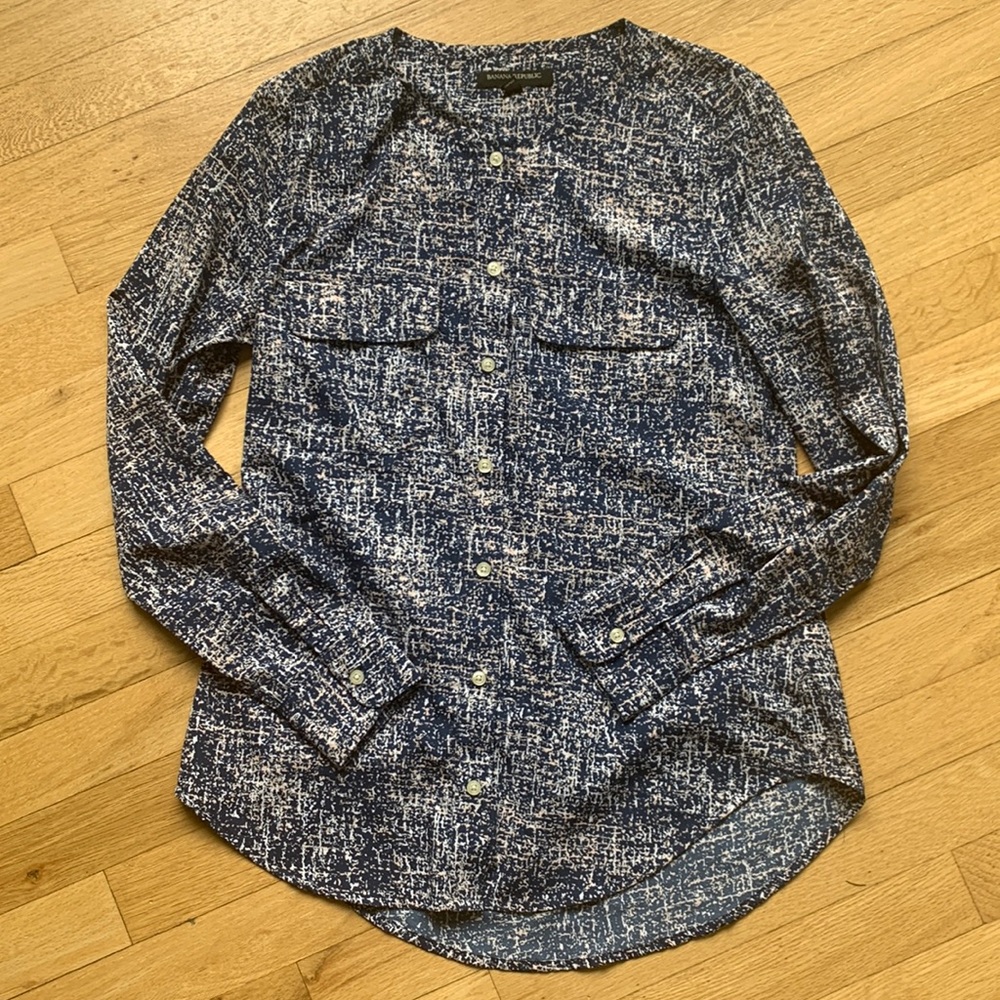 Banana Republic button up top size xs